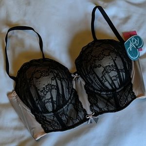 Betsey Johnson Bra